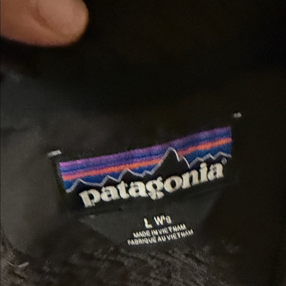 Patagonia Black Softshell Jacket - Picture 3 of 3